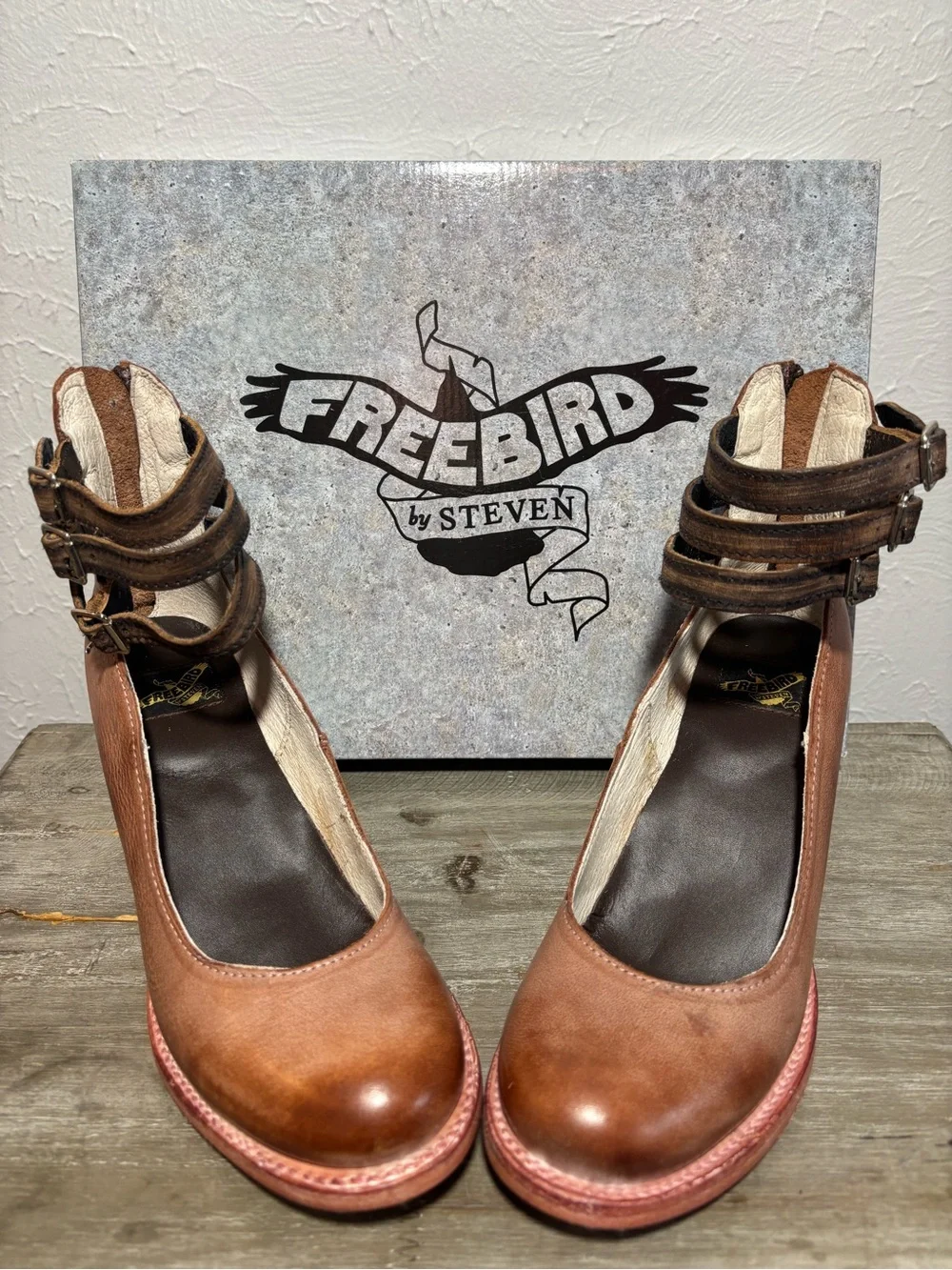 NEW w/Box Freebird Women’s 7 Randi Boots Ankle Strap Bootie Dusty Rose